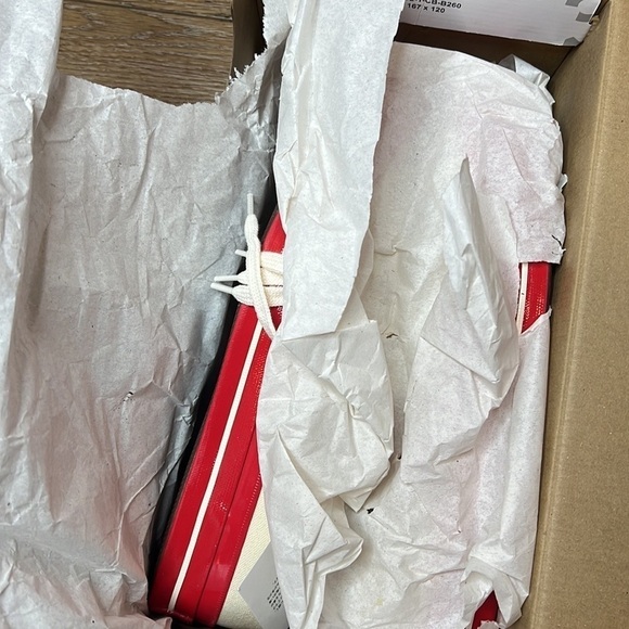 NIB Converse x Commes des Garçons Chuck Taylor Sneakers Size 9 - Picture 8 of 9